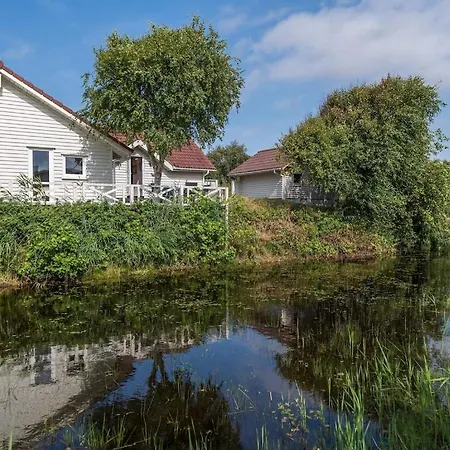Cozy Lakeside Retreat - By Traum * Fanø